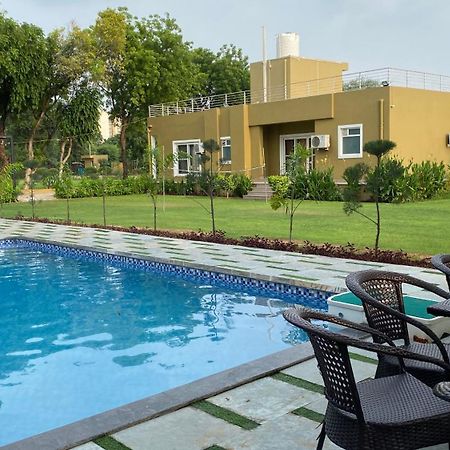 Raas Vilas - Boutique Farm House With Pool Tāoru Dış mekan fotoğraf