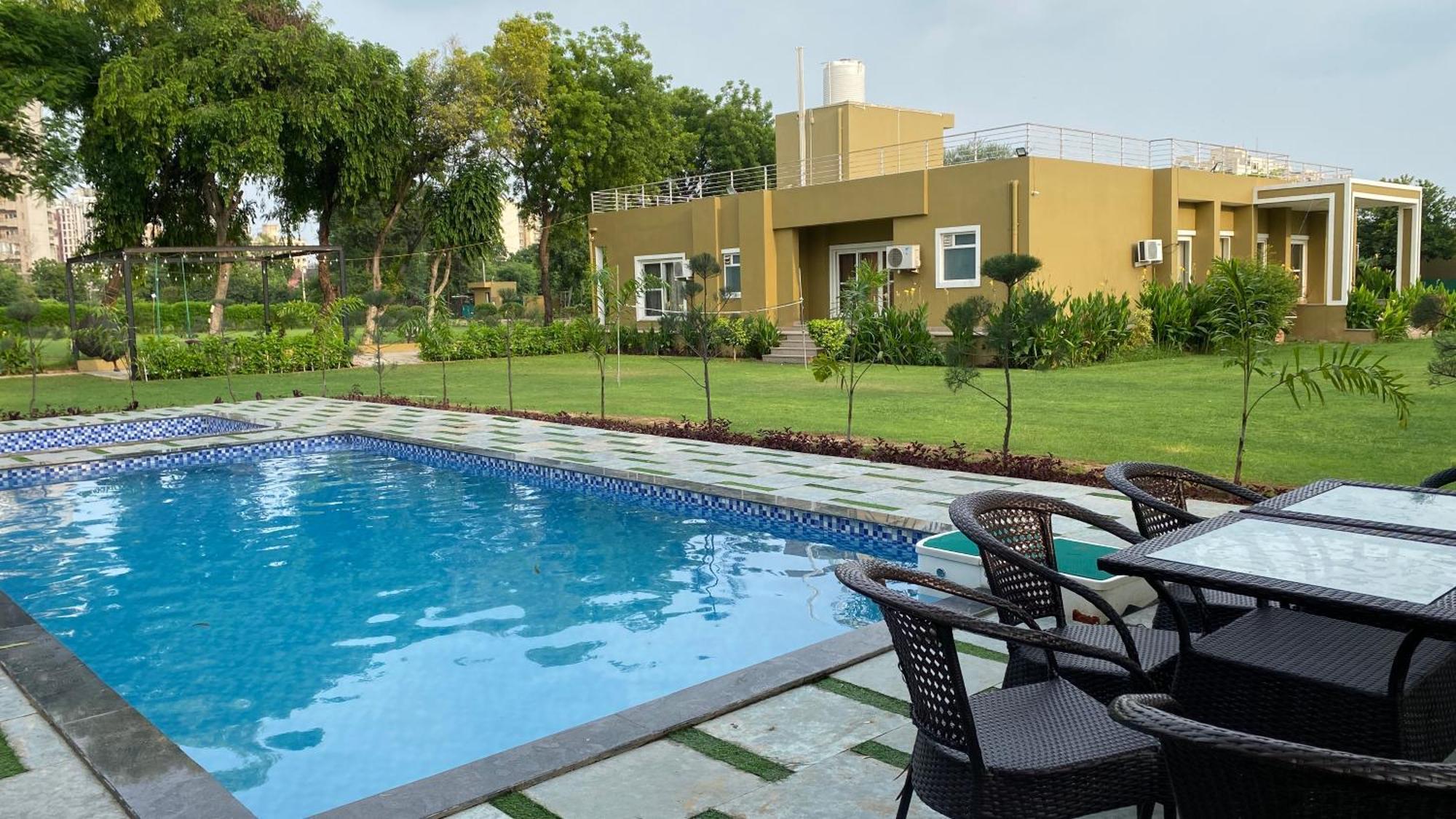 Raas Vilas - Boutique Farm House With Pool Tāoru Dış mekan fotoğraf