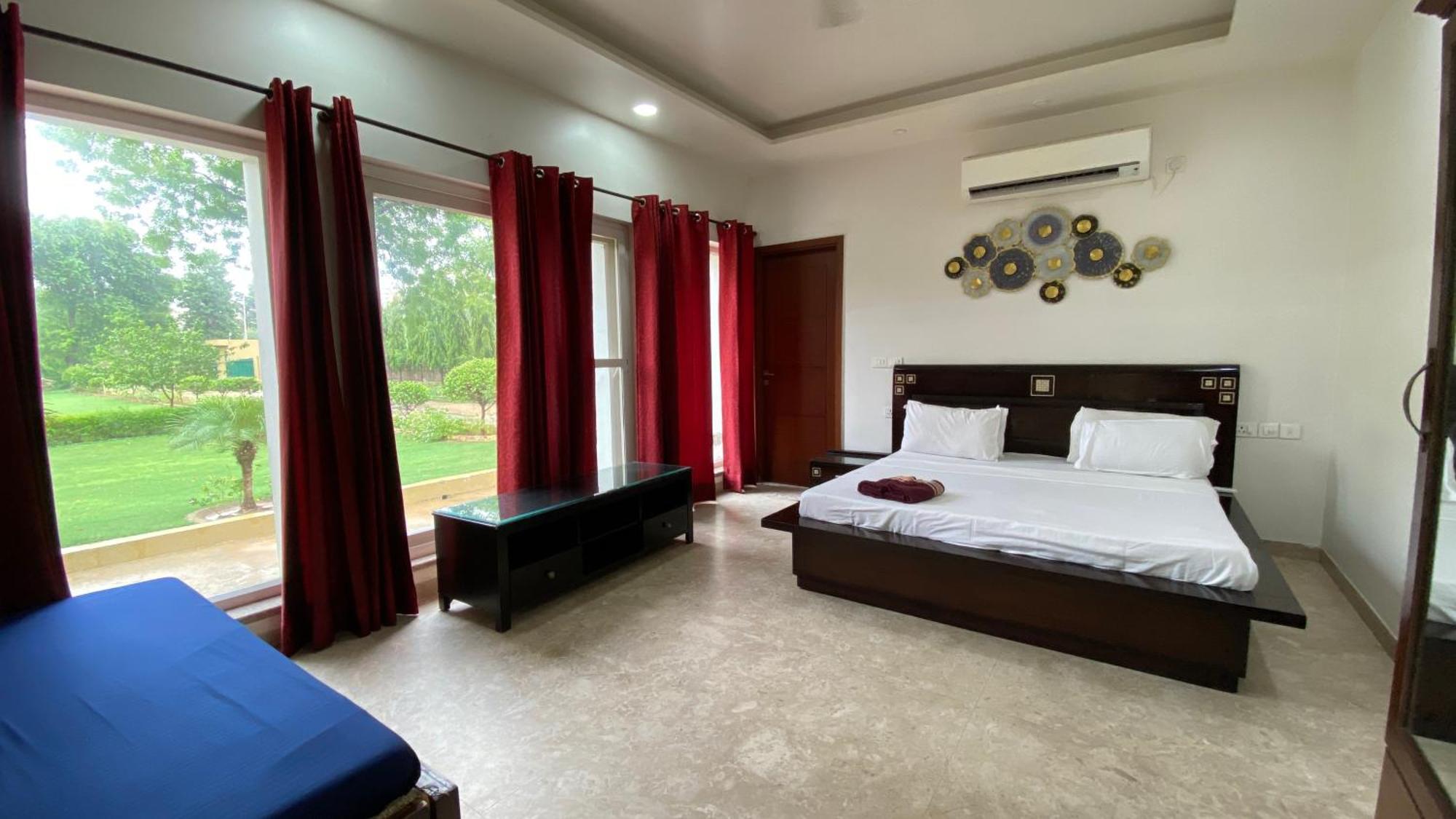 Raas Vilas - Boutique Farm House With Pool Tāoru Dış mekan fotoğraf
